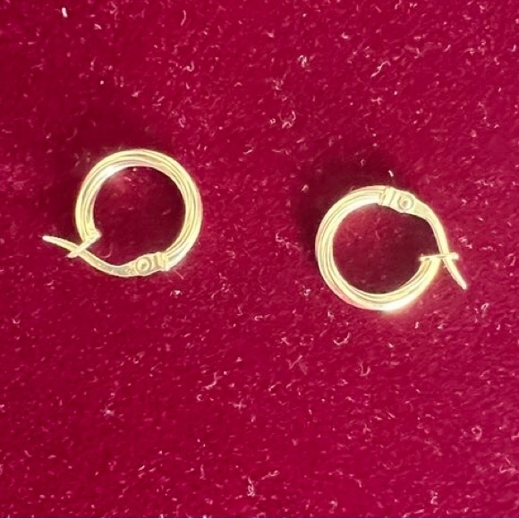 18K Gold Hoop Earrings - Picture 1 of 3